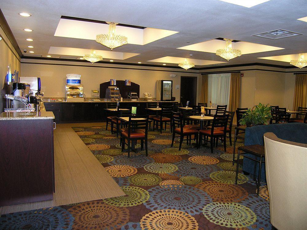 Holiday Inn Express Belle Vernon Exteriér fotografie